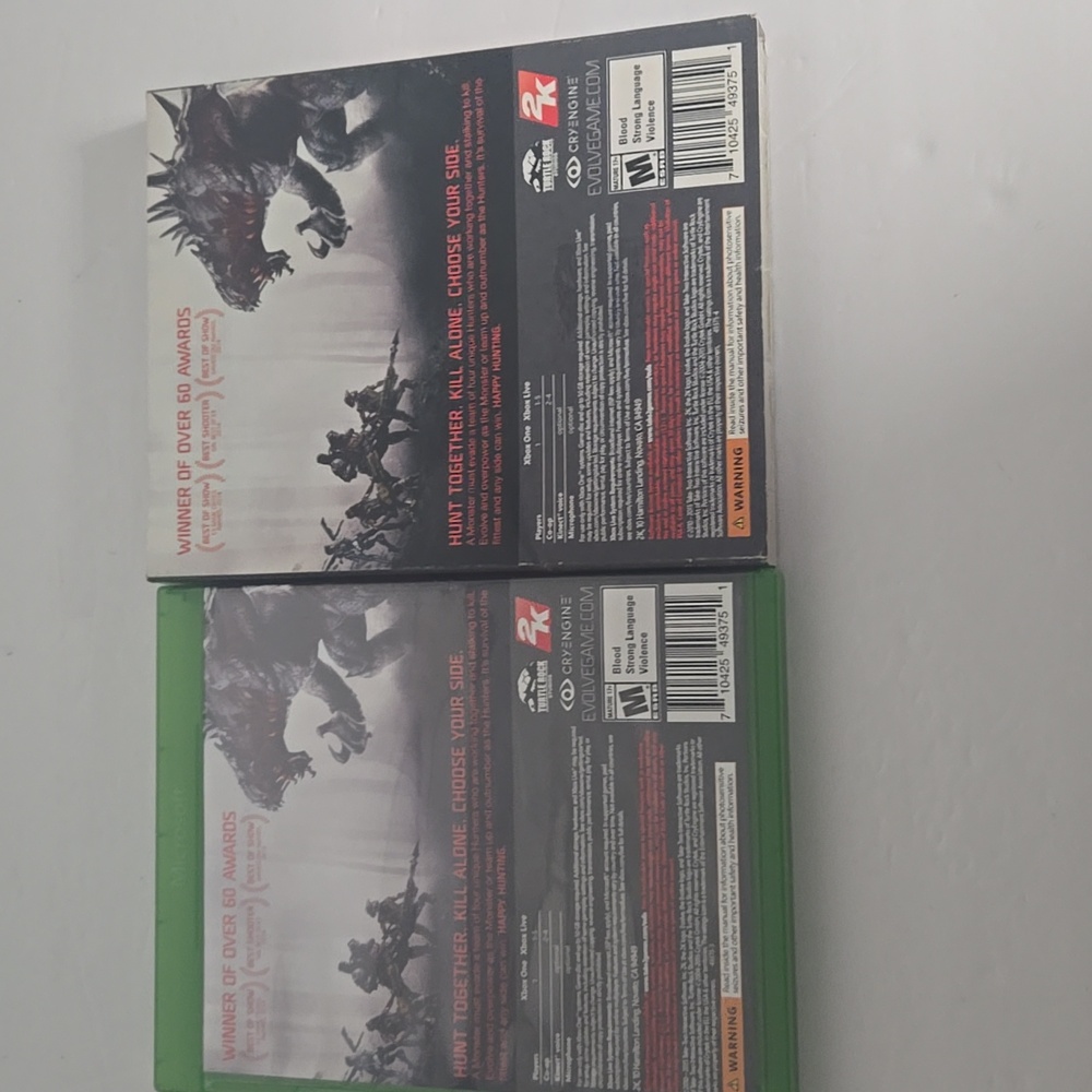 Evolve Xbox One Game by adidas - Green and Black Case - Picture 5 of 8
